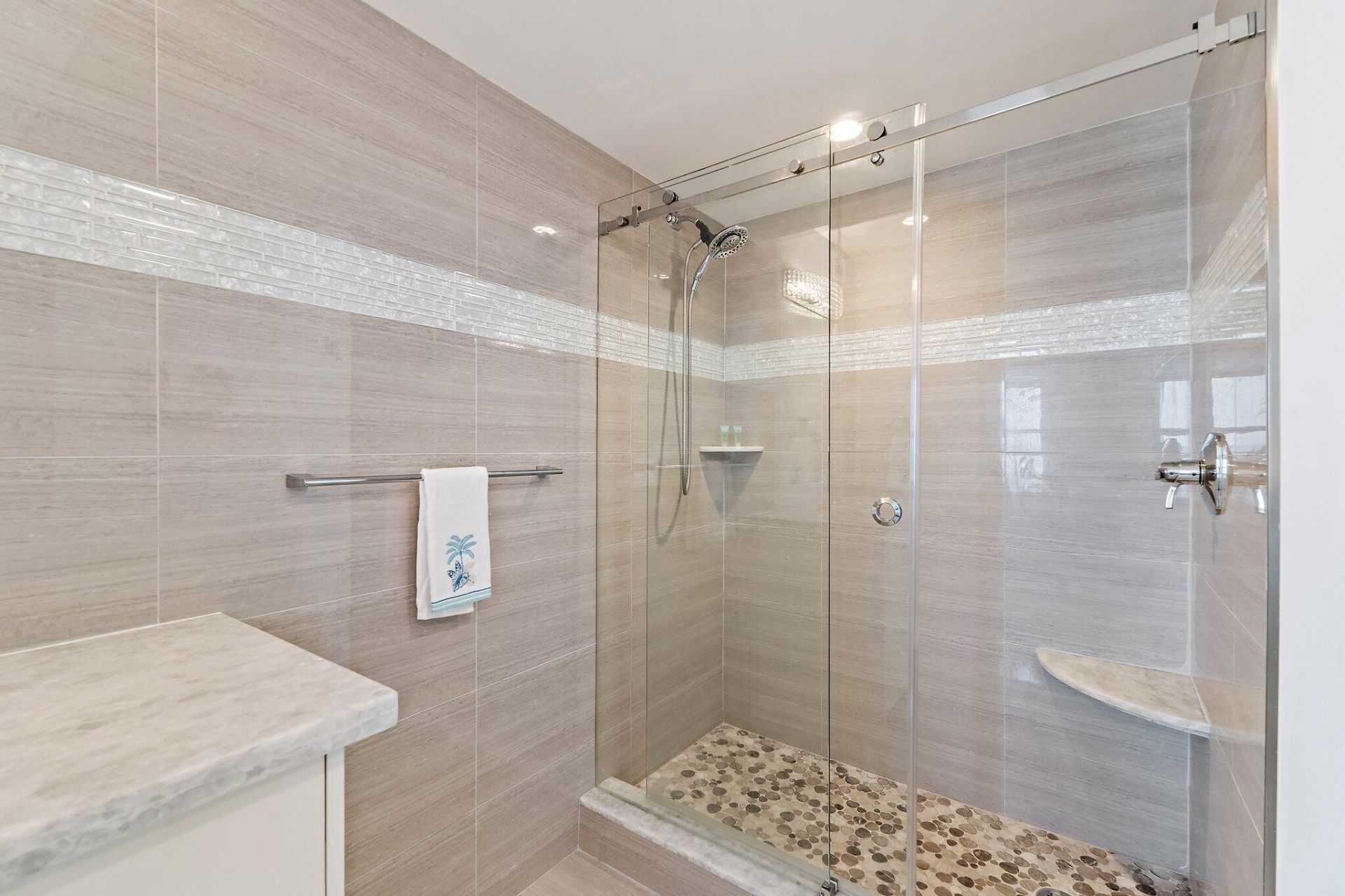 5480 N Ocean Drive, Unit A7a, Singer Island, FL 33404 Photo