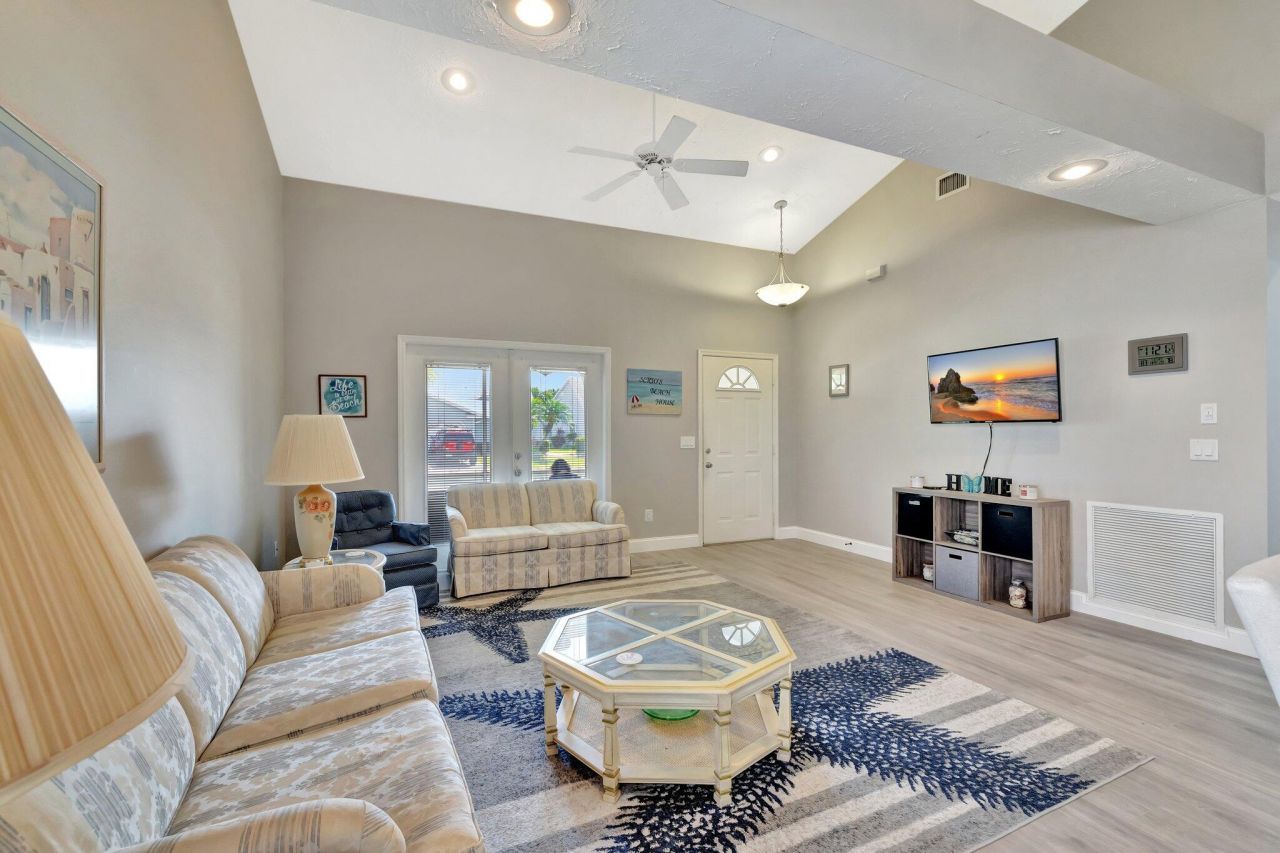 4059 Gator Trace Road, Fort Pierce, FL 34982 Photo