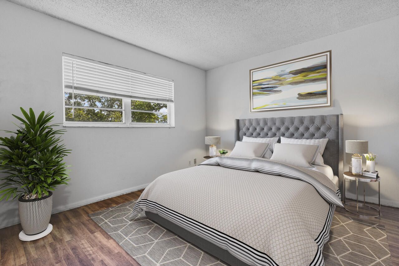 3905 N Nob Hill Road, Unit 300, Sunrise, FL 33351 Photo