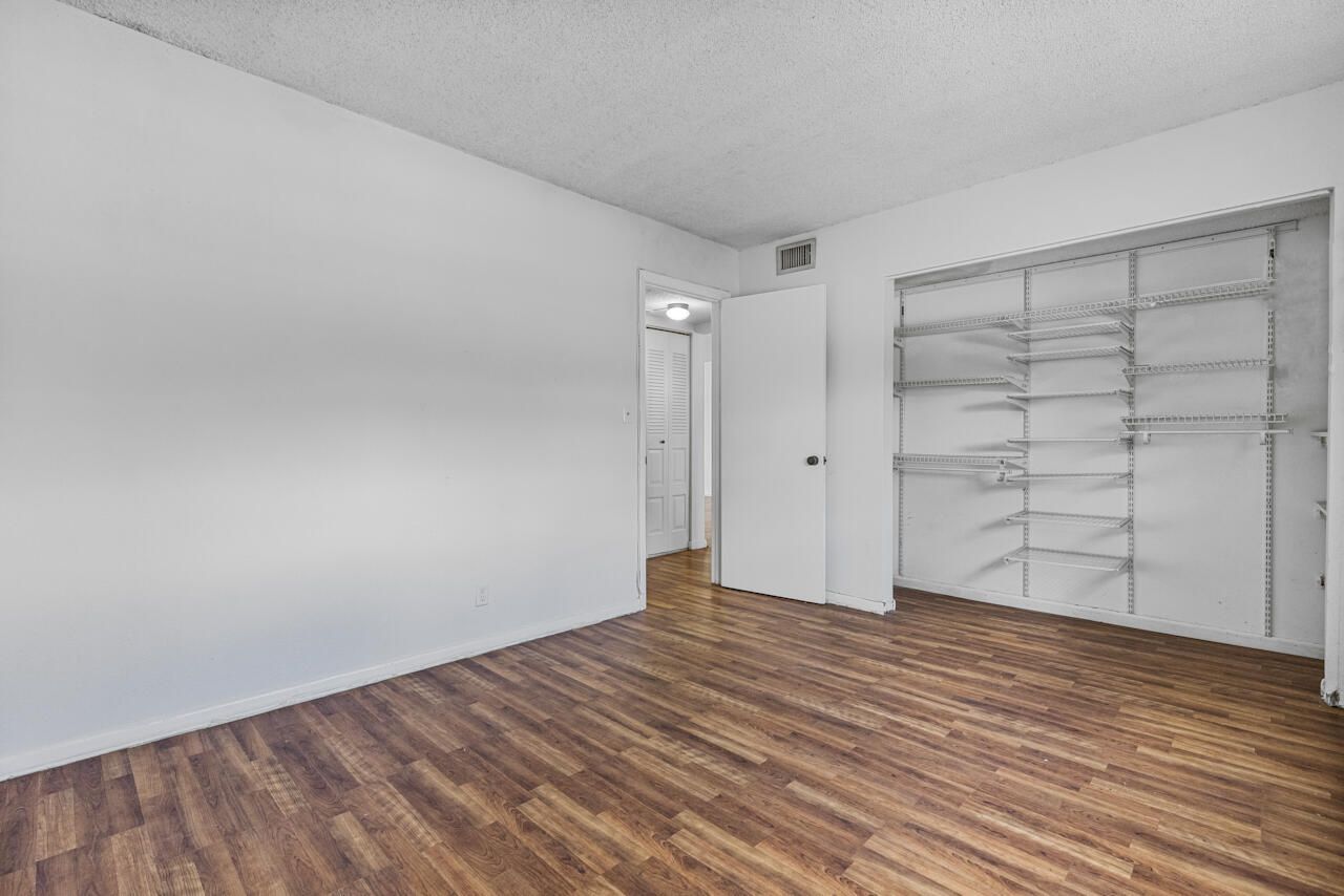 3905 N Nob Hill Road, Unit 300, Sunrise, FL 33351 Photo