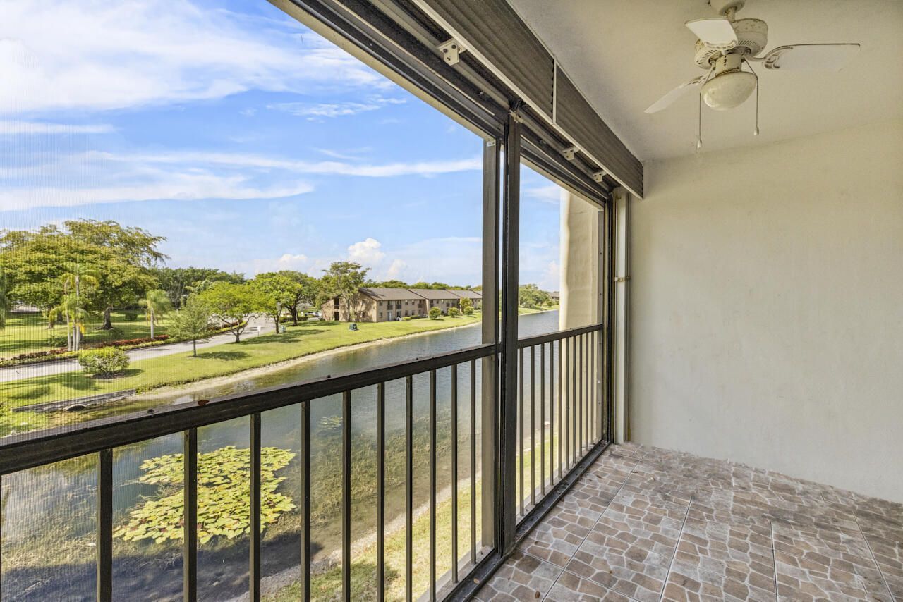 3905 N Nob Hill Road, Unit 300, Sunrise, FL 33351 Photo