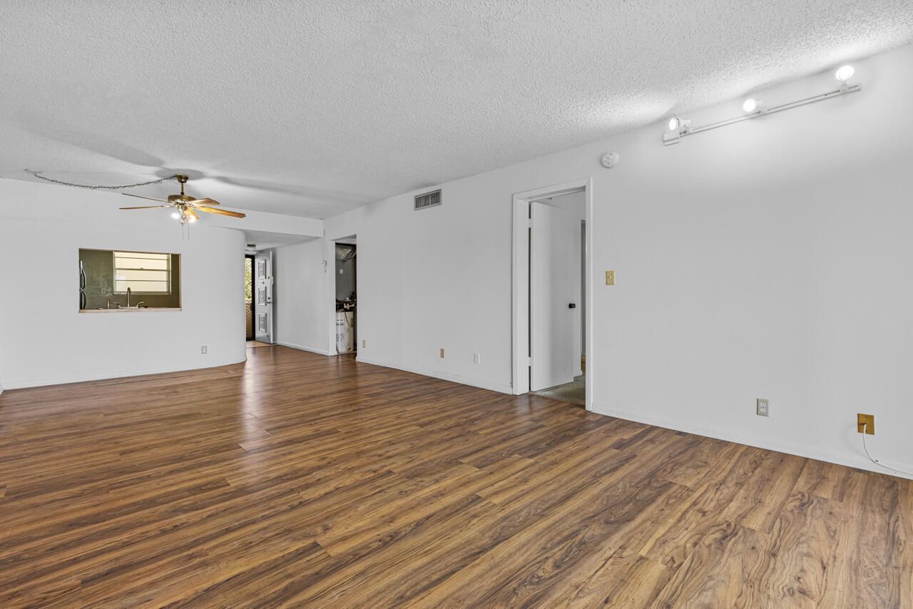 3905 N Nob Hill Road, Unit 300, Sunrise, FL 33351 Photo