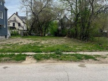 10213 Hampden Avenue, Cleveland, OH 44108