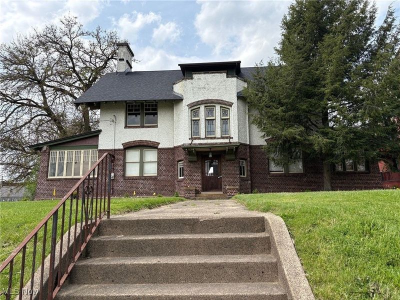 1421 Market Avenue N, Canton, OH 44714 Photo 1