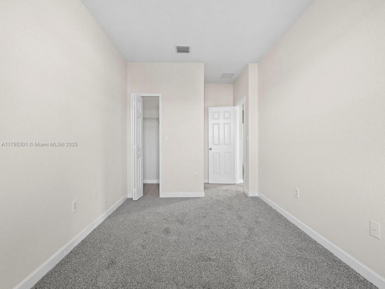 1416 SE 26th Ave, Homestead, FL 33035 Photo