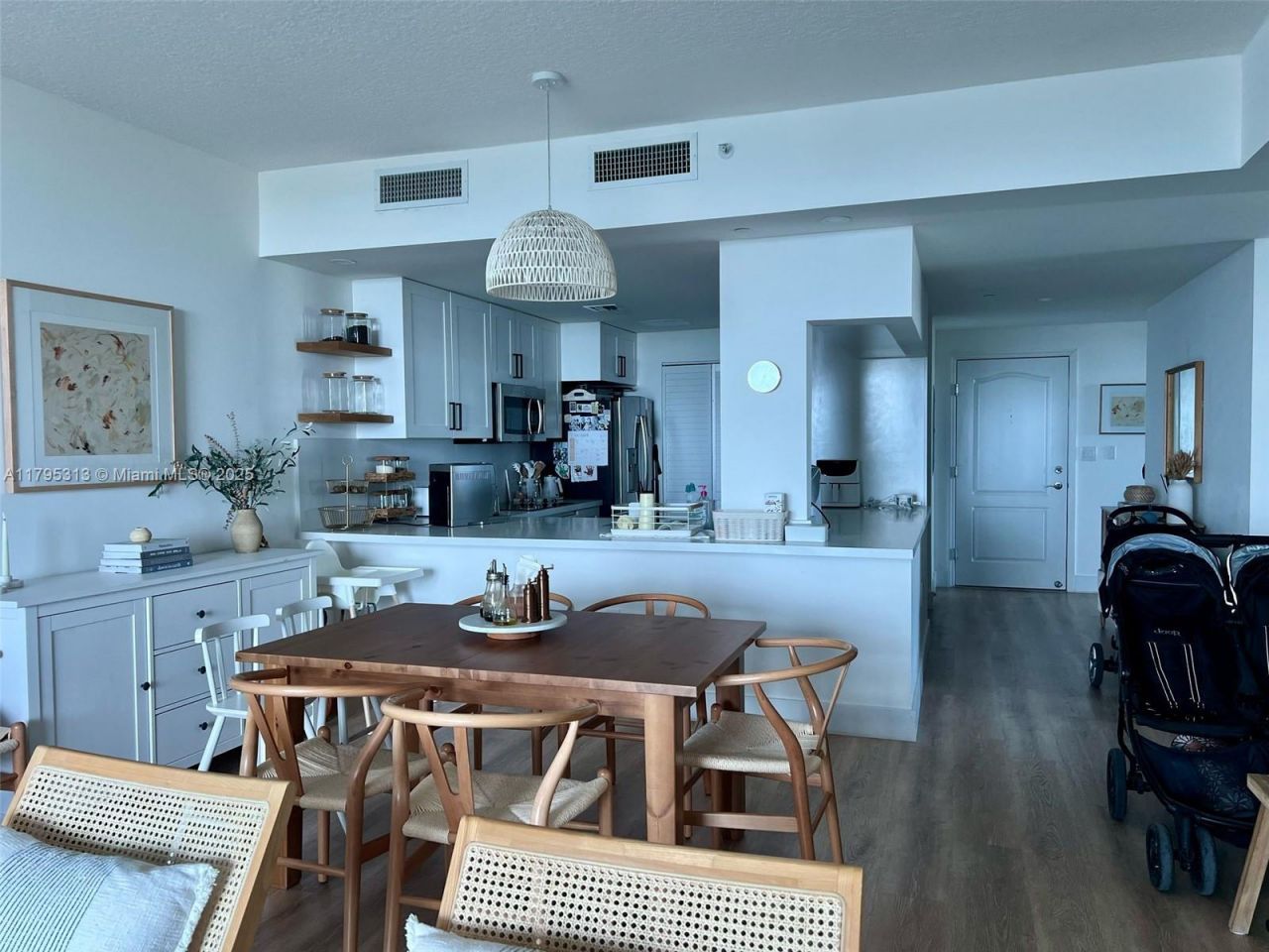 2101 Brickell Ave, Unit 3208, Miami, FL 33129 Photo