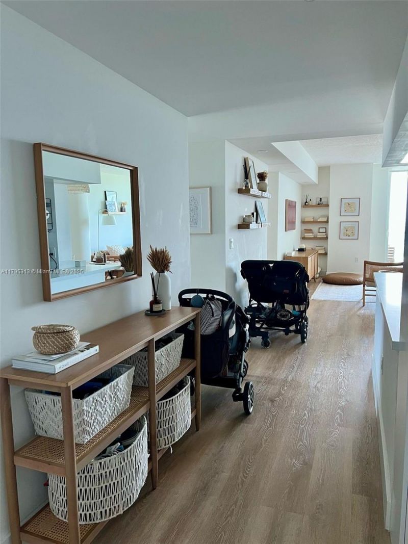 2101 Brickell Ave, Unit 3208, Miami, FL 33129 Photo