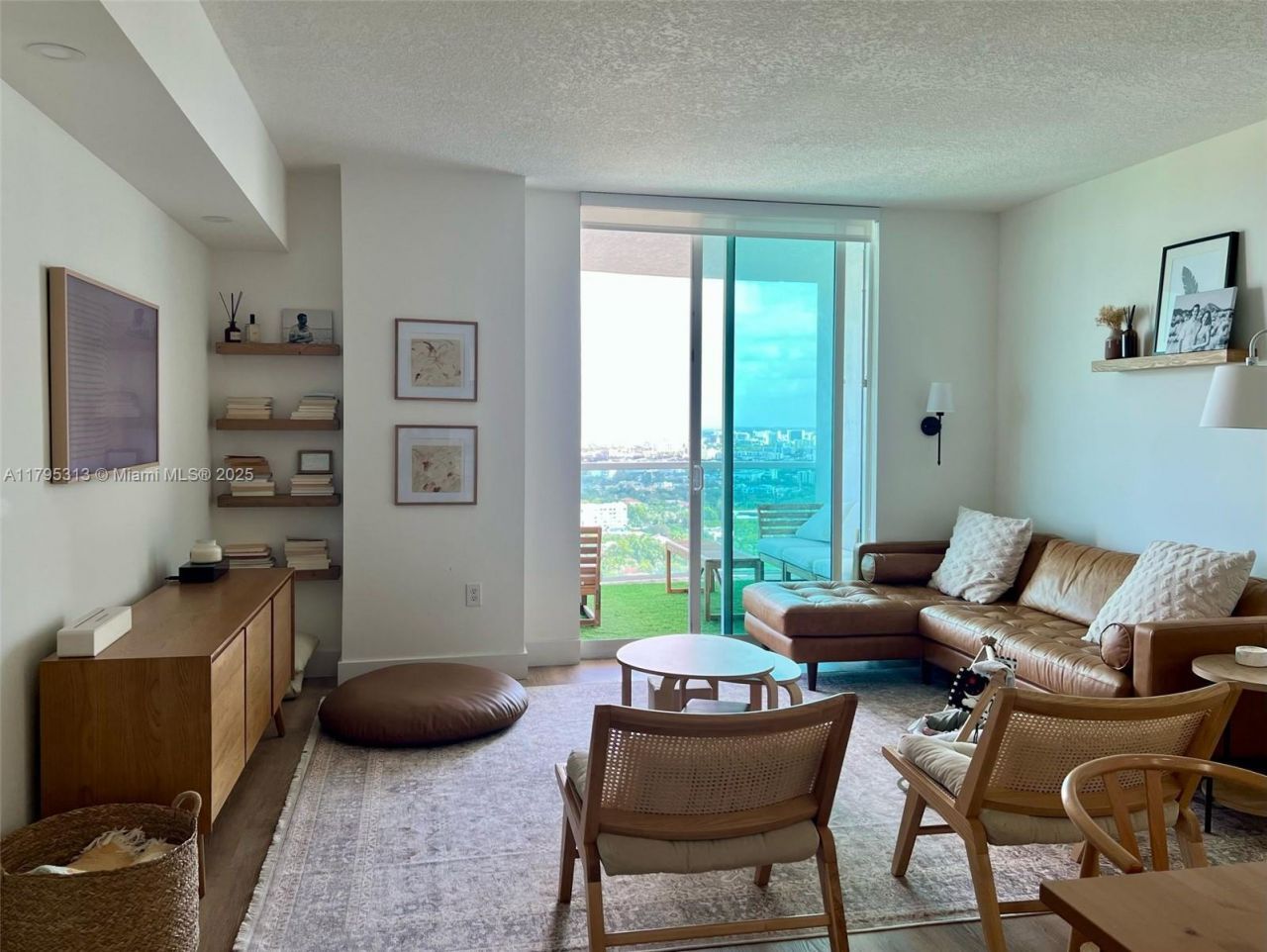 2101 Brickell Ave, Unit 3208, Miami, FL 33129 Photo