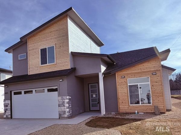 6825 W Ustick, Boise, ID 83704