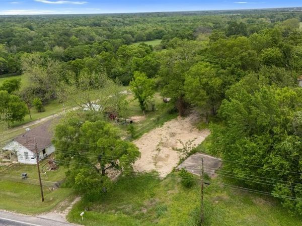 706 W Pyle Street, Kaufman, TX 75142