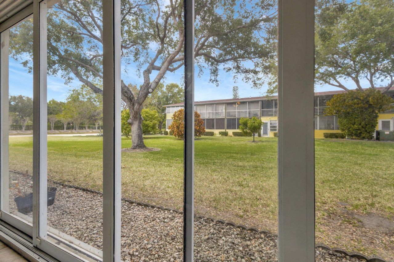 144 Sussex H, West Palm Beach, FL 33417 Photo