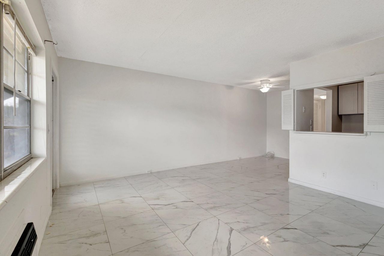 144 Sussex H, West Palm Beach, FL 33417 Photo