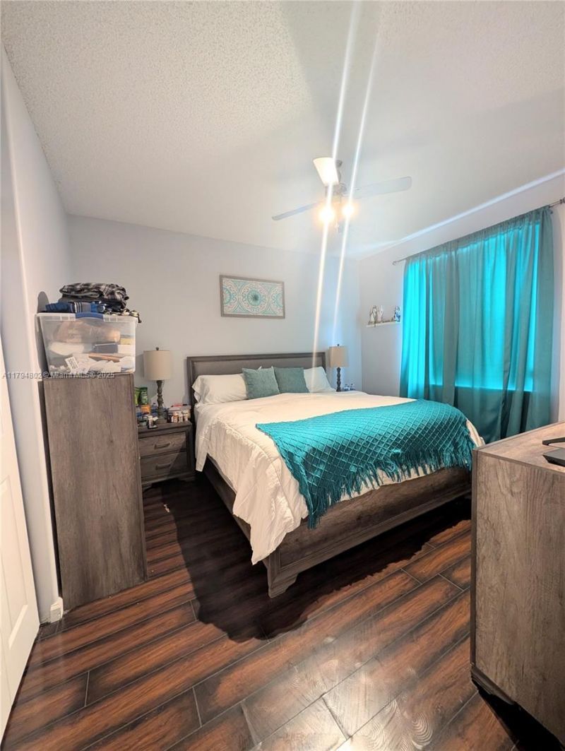 7683 NW 19th St, Pembroke Pines, FL 33024 Photo