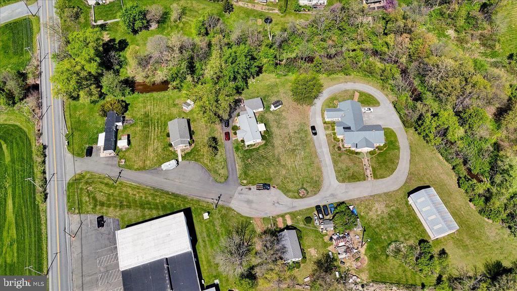 154 W Maple Grove Road, Narvon, PA 17555 Main Photo