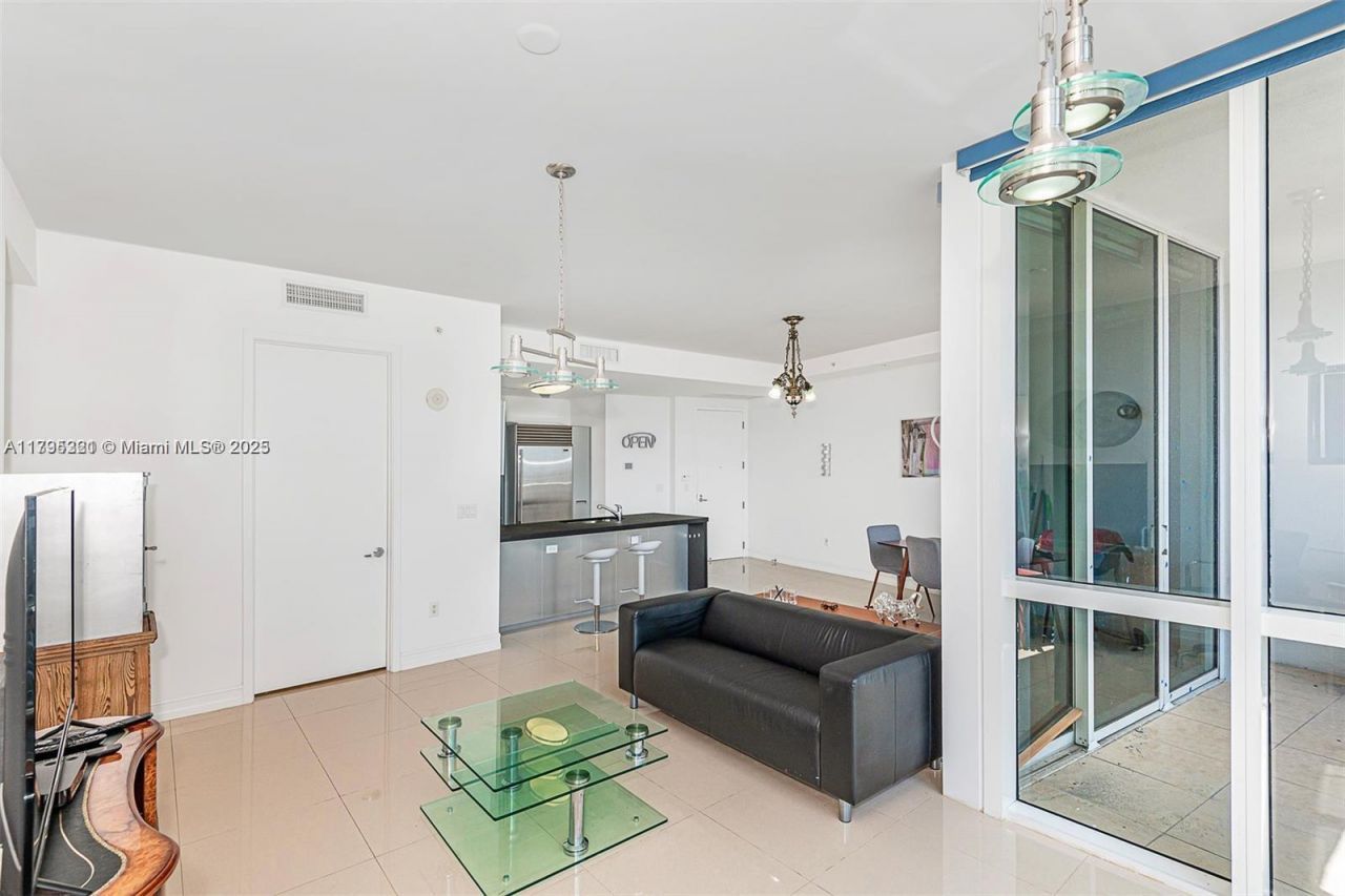 18201 Collins Ave, Unit 3405, Sunny Isles Beach, FL 33160 Photo