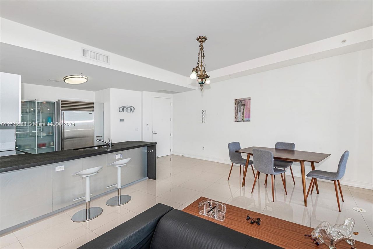 18201 Collins Ave, Unit 3405, Sunny Isles Beach, FL 33160 Photo