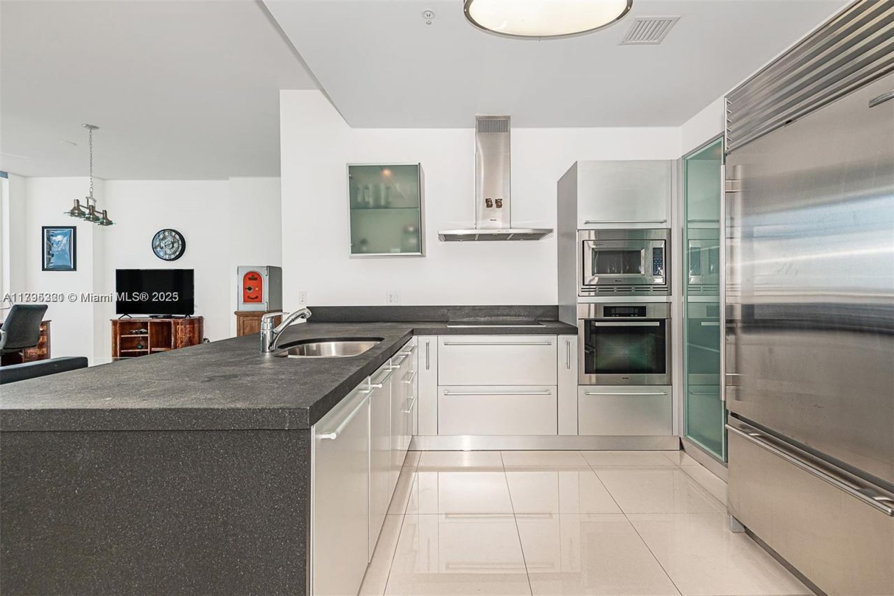 18201 Collins Ave, Unit 3405, Sunny Isles Beach, FL 33160 Photo