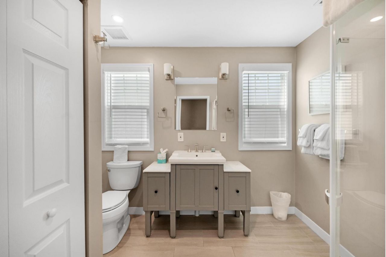 7051 Harbor Village Drive, Duck Key, FL 33050 Photo