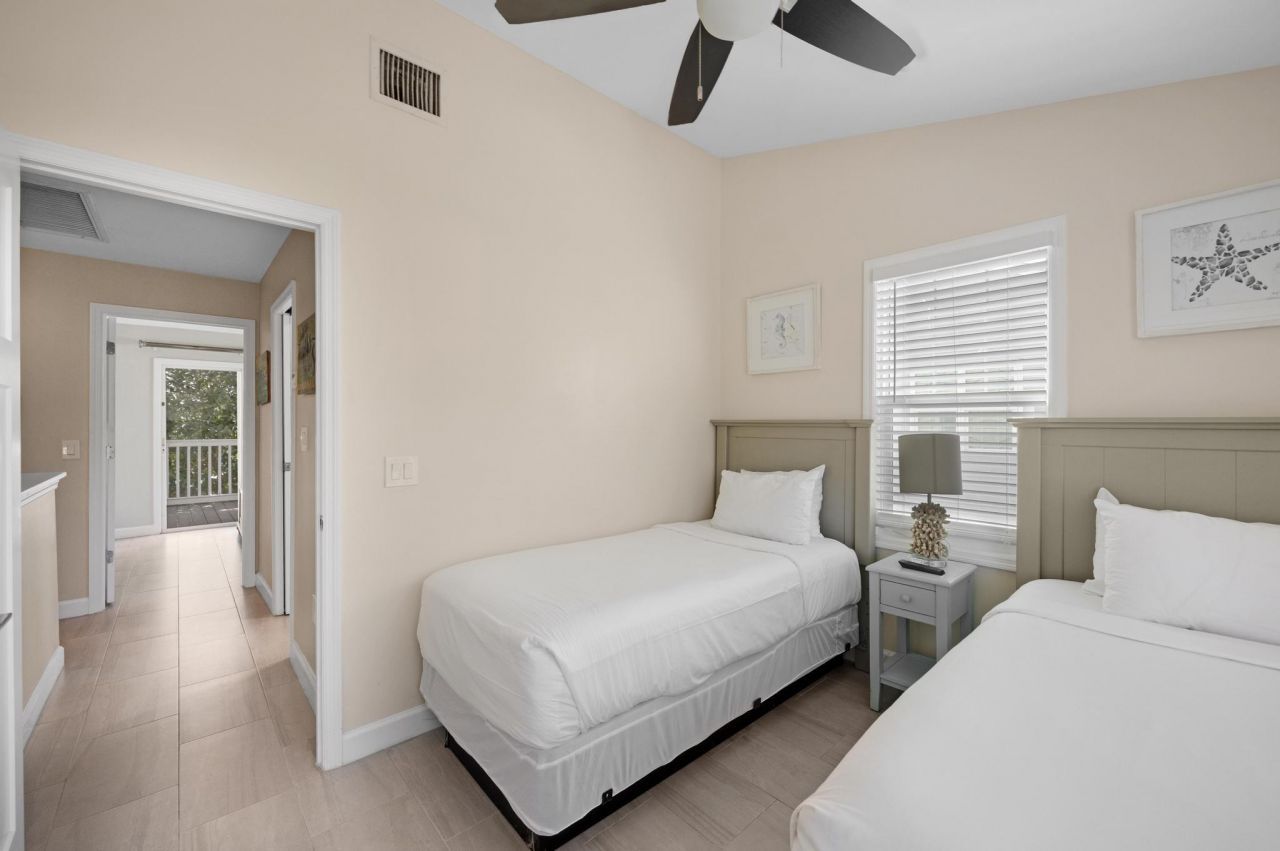 7051 Harbor Village Drive, Duck Key, FL 33050 Photo