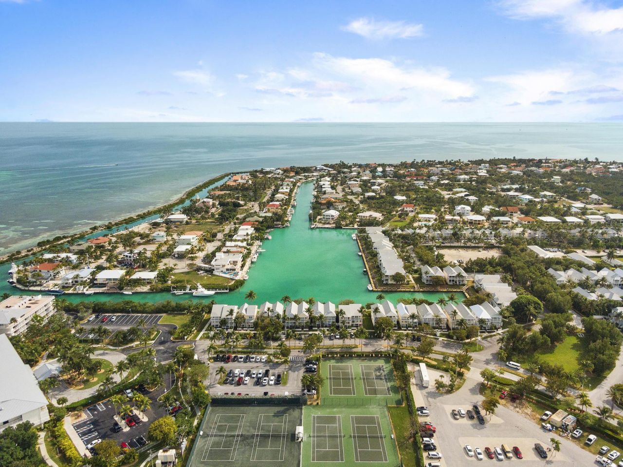 7051 Harbor Village Drive, Duck Key, FL 33050 Photo