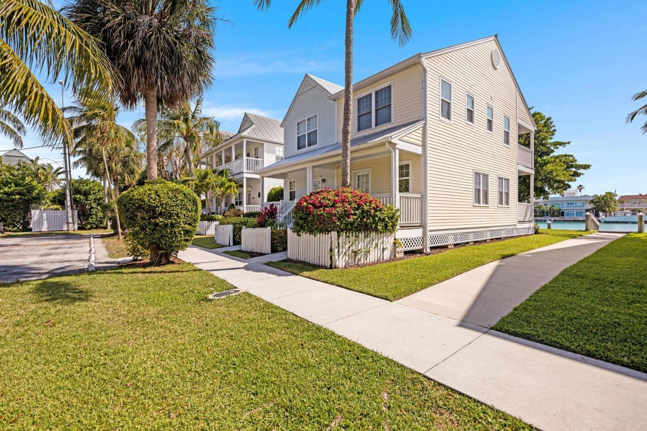 7051 Harbor Village Drive, Duck Key, FL 33050 Photo