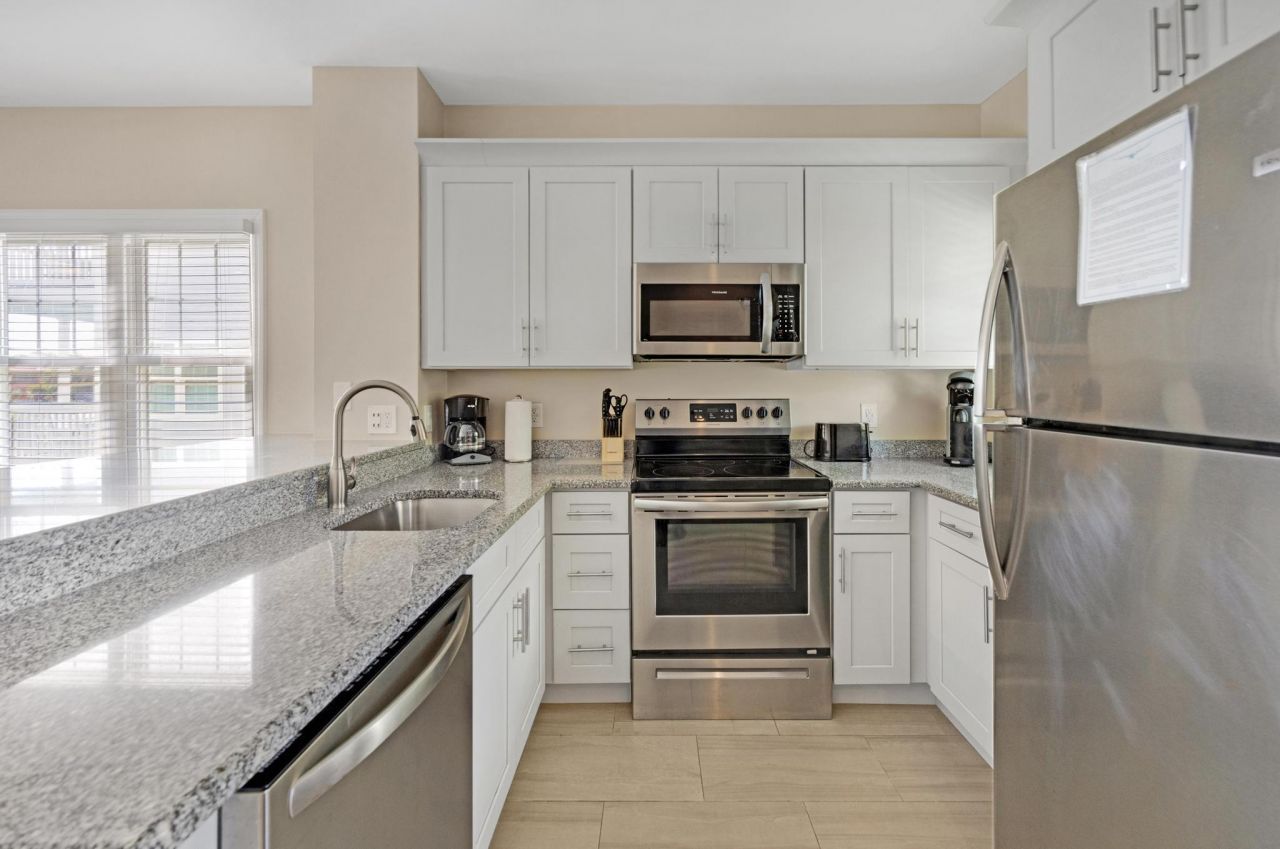 7051 Harbor Village Drive, Duck Key, FL 33050 Photo