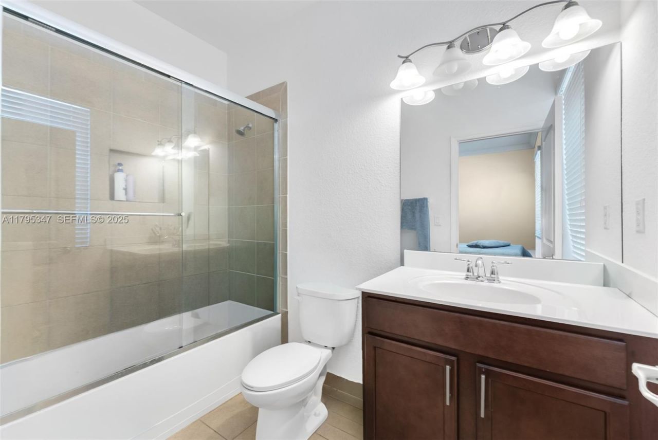 4190 NE 20th St, Homestead, FL 33033 Photo