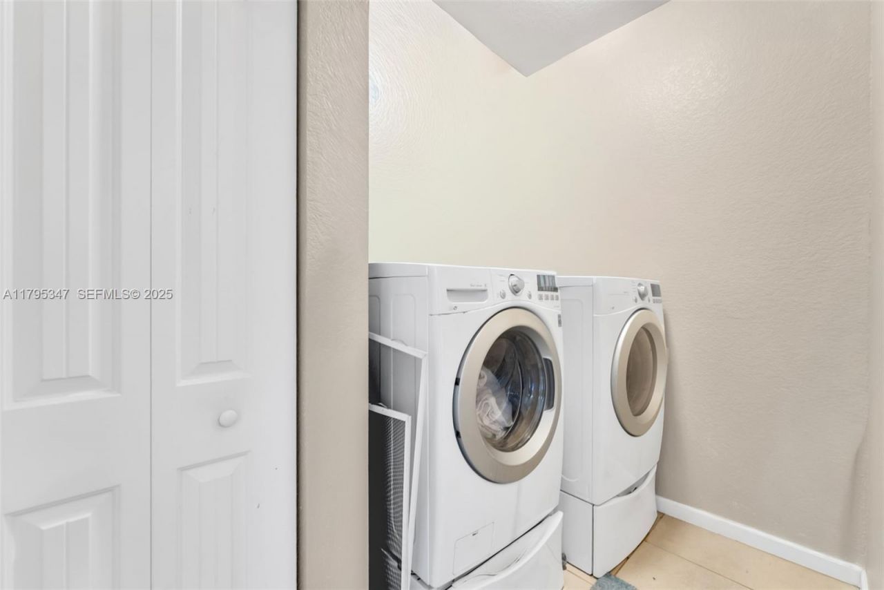 4190 NE 20th St, Homestead, FL 33033 Photo