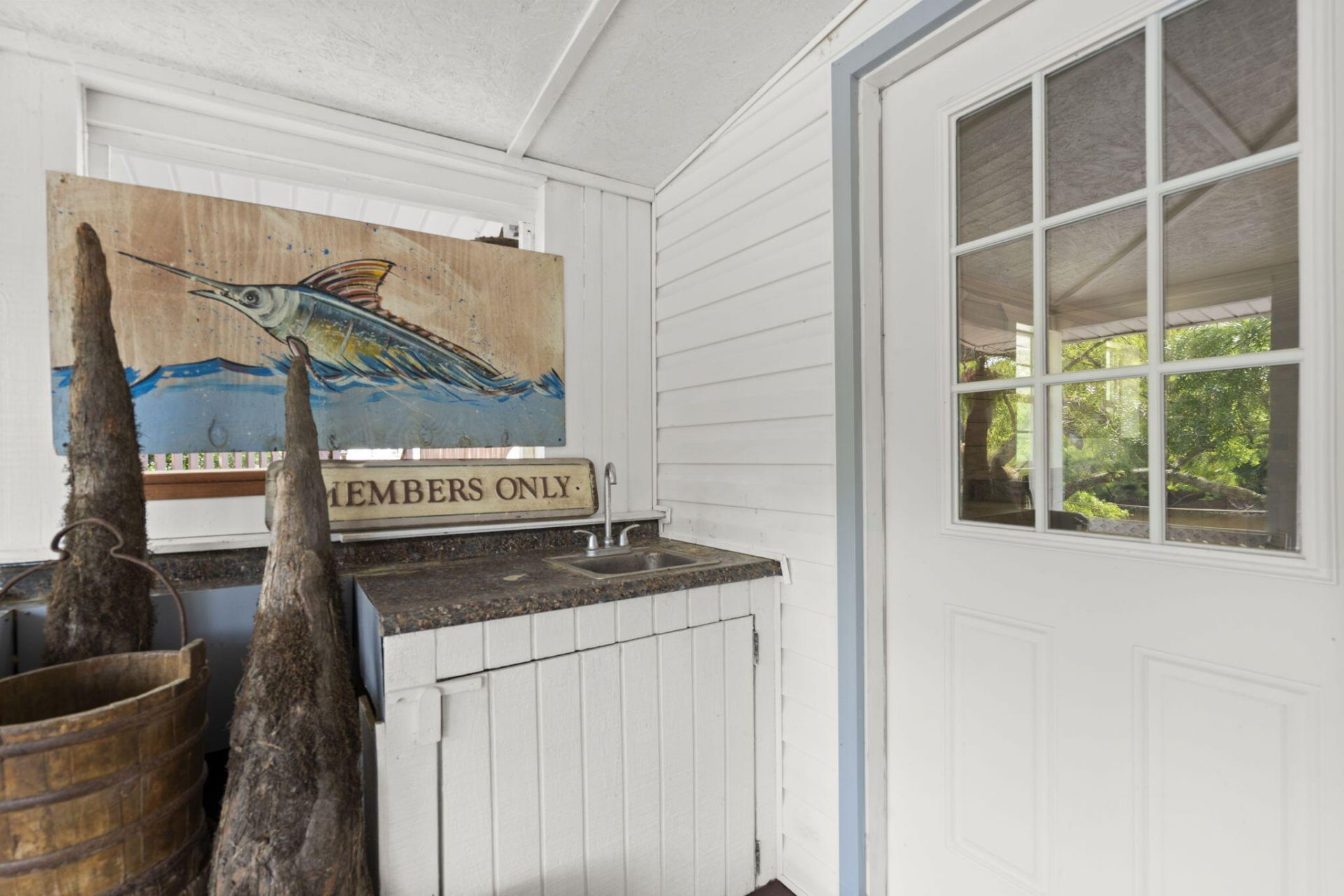 8487 Parkers Ferry Road Photo 14