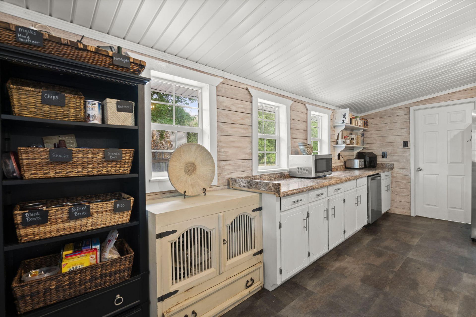 8487 Parkers Ferry Road Photo 17