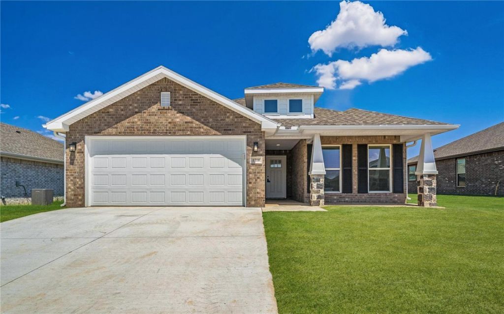 1710 Edwards Street, Pea Ridge, AR 72751 Main Photo