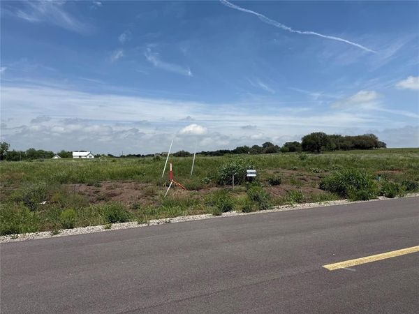 208 Yawney Drive, Lipan, TX 76462