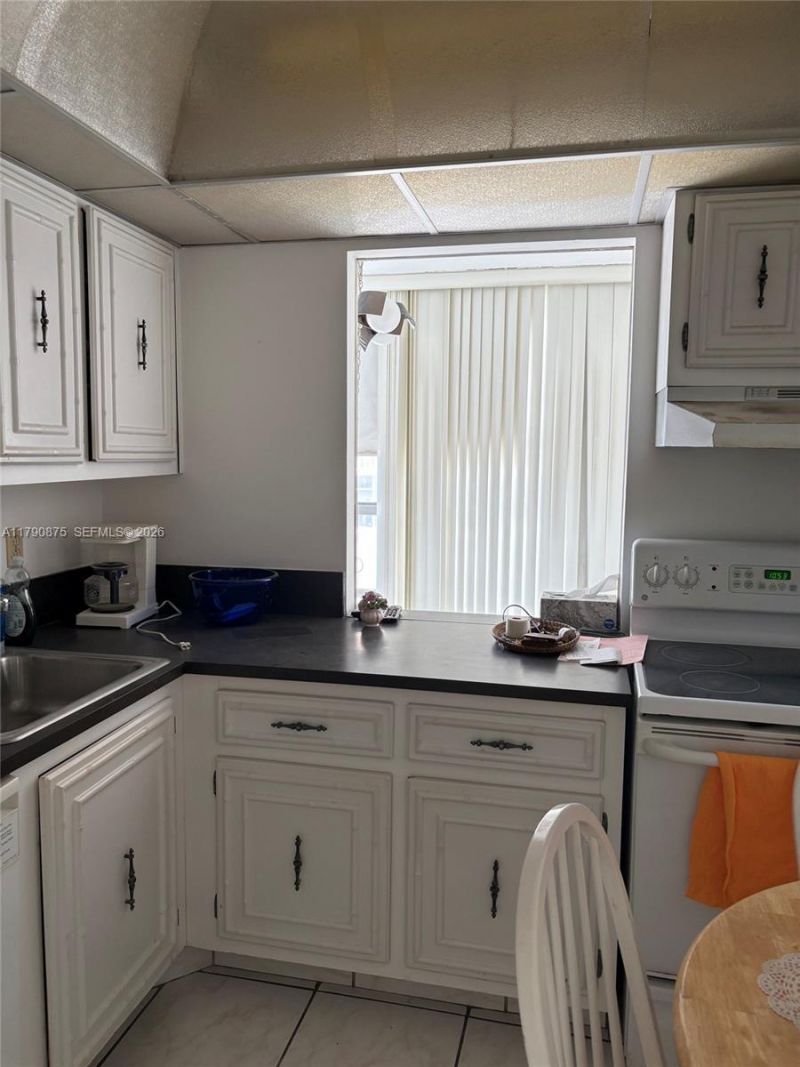 701 Three Islands Blvd, Unit 409, Hallandale Beach, FL 33009 Photo