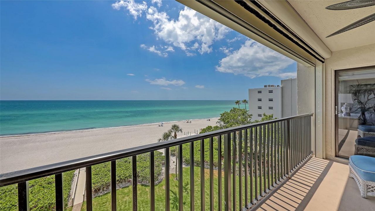 2675 Gulf Of Mexico Drive, Unit 403, Longboat Key, FL 34228 Photo