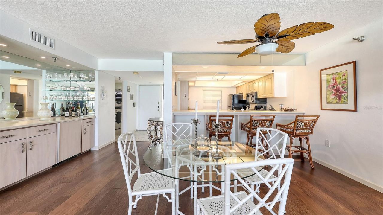 2675 Gulf Of Mexico Drive, Unit 403, Longboat Key, FL 34228 Photo