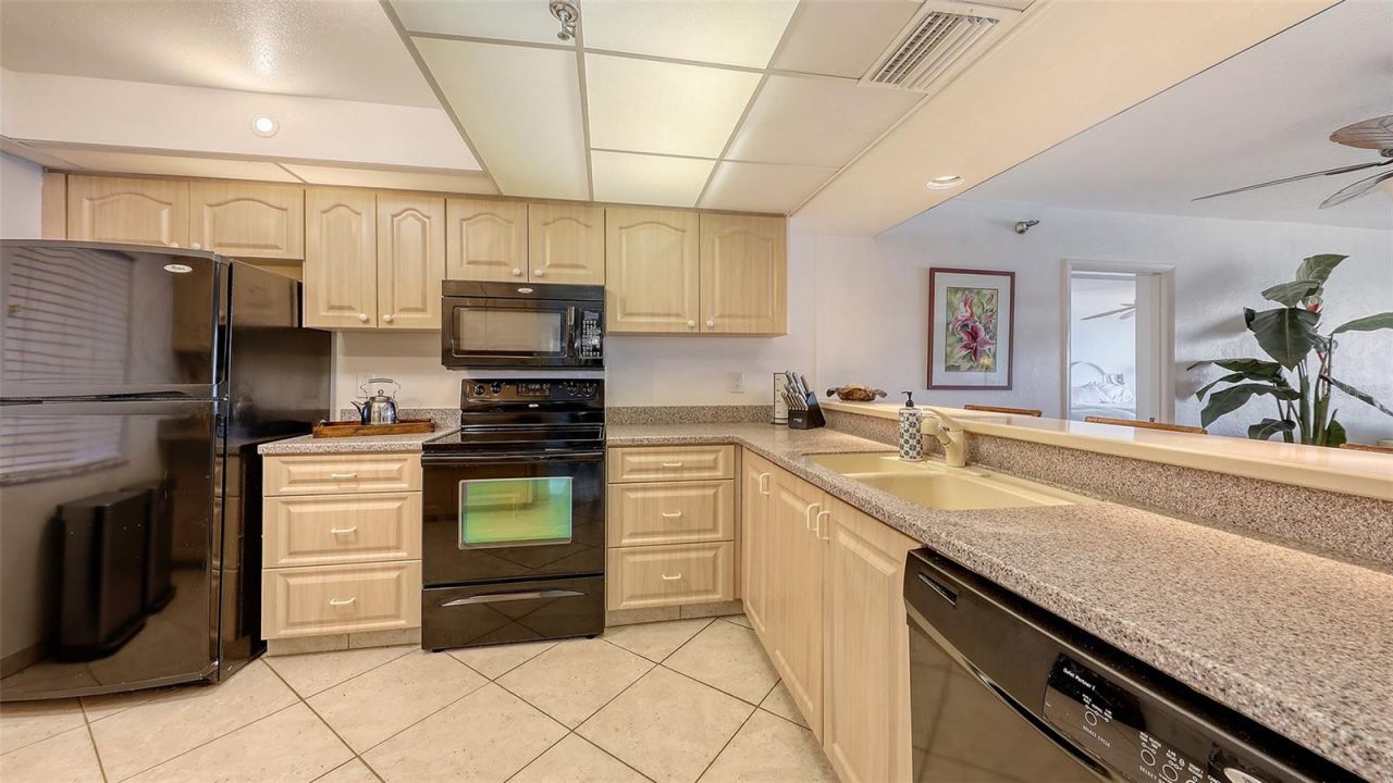 2675 Gulf Of Mexico Drive, Unit 403, Longboat Key, FL 34228 Photo