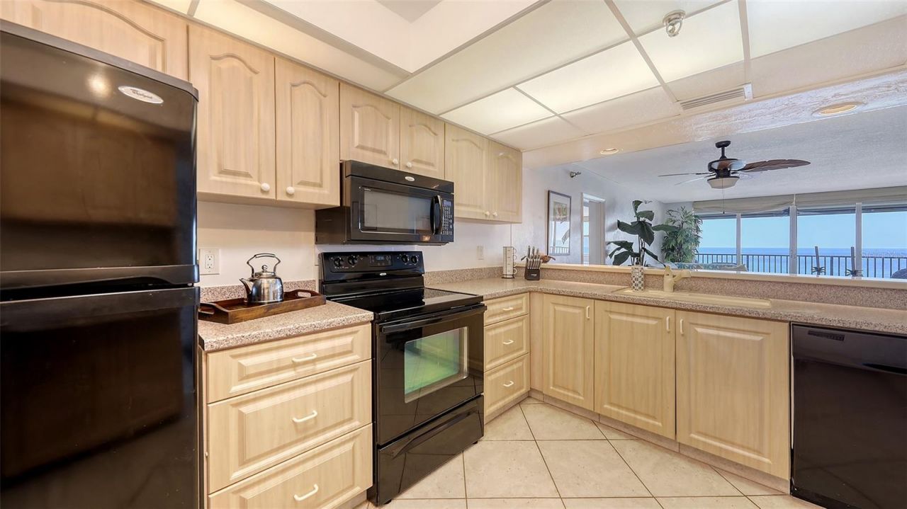 2675 Gulf Of Mexico Drive, Unit 403, Longboat Key, FL 34228 Photo