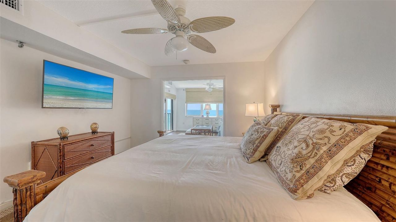 2675 Gulf Of Mexico Drive, Unit 403, Longboat Key, FL 34228 Photo