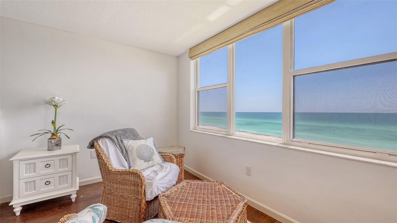2675 Gulf Of Mexico Drive, Unit 403, Longboat Key, FL 34228 Photo