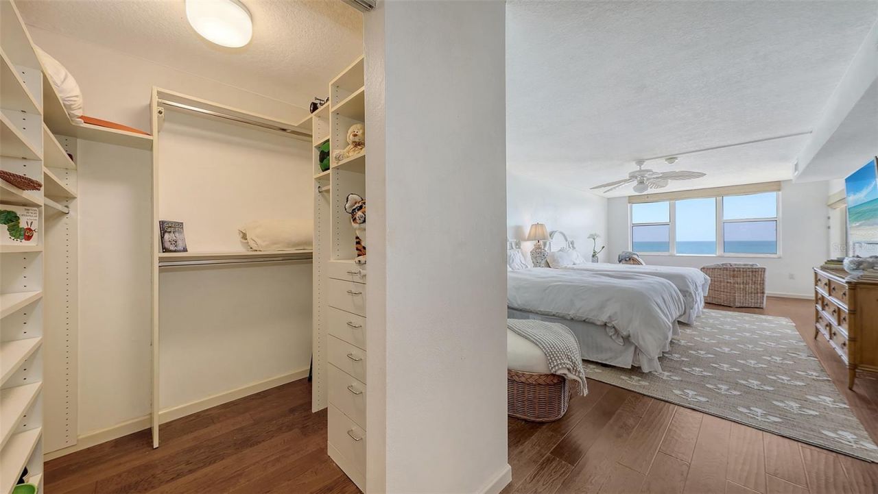 2675 Gulf Of Mexico Drive, Unit 403, Longboat Key, FL 34228 Photo