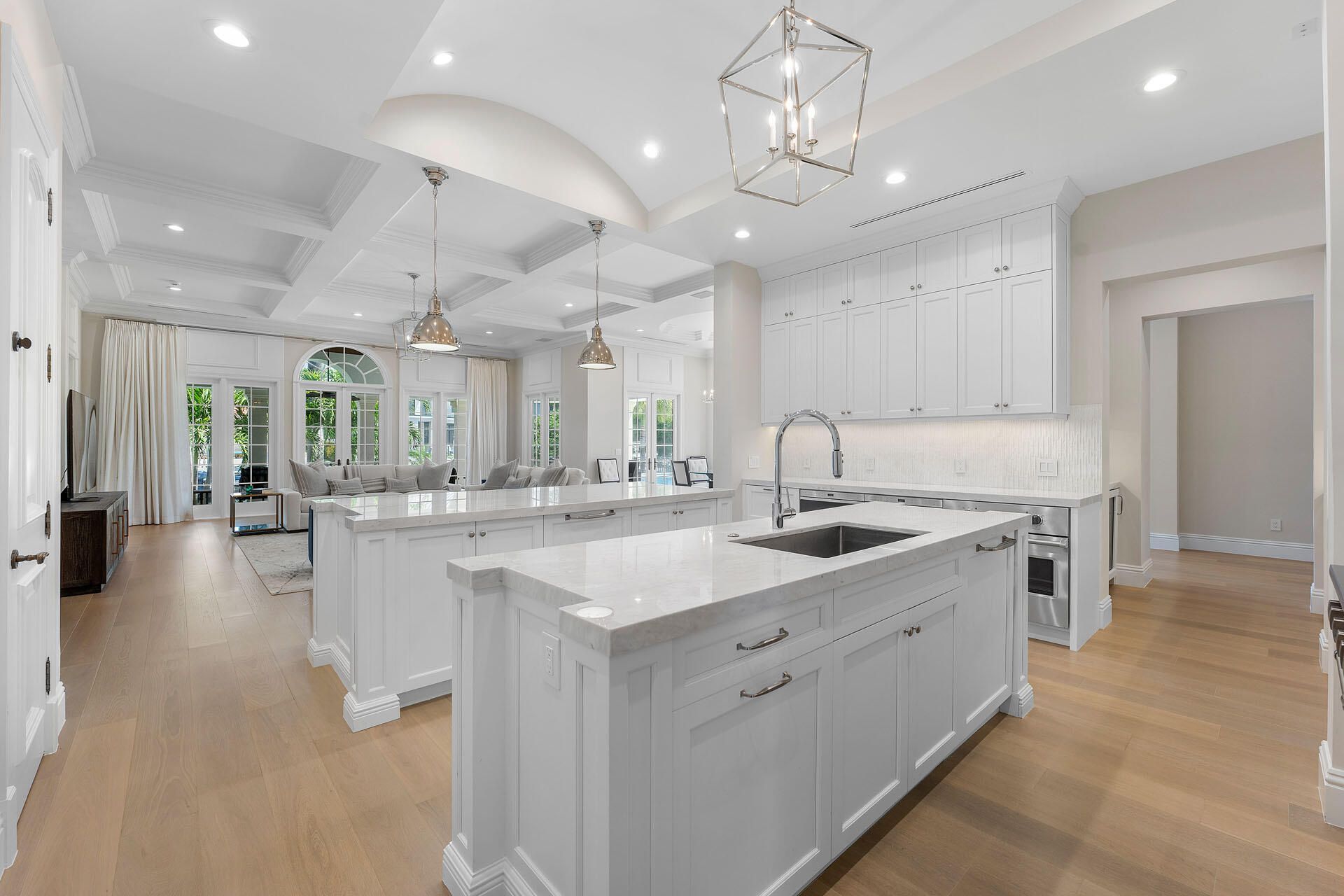 251 W Coconut Palm Road, Boca Raton, FL 33432 Photo