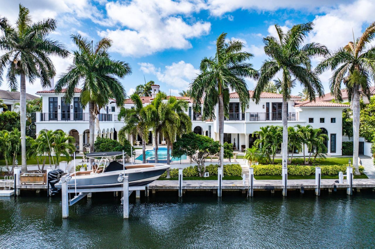 251 W Coconut Palm Road, Boca Raton, FL 33432 Photo