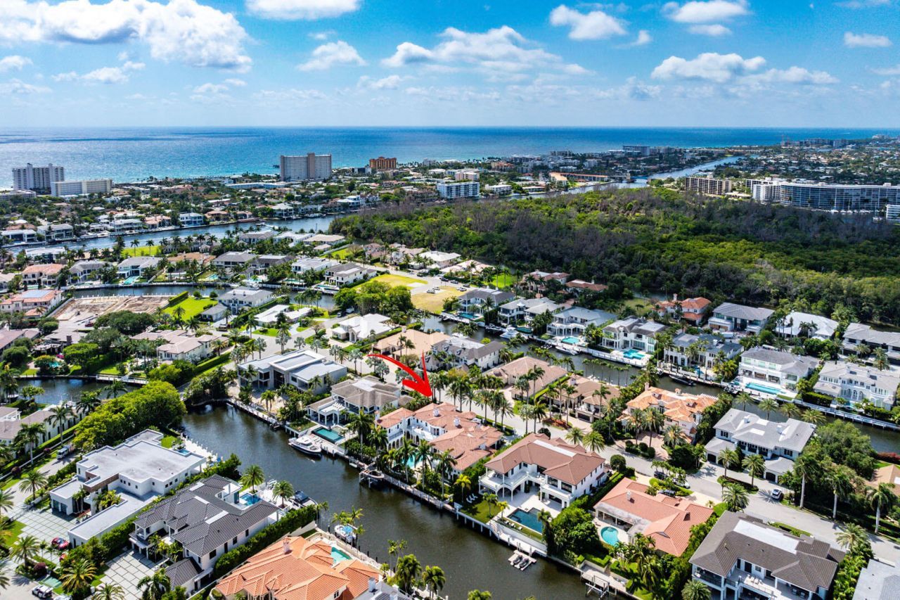 251 W Coconut Palm Road, Boca Raton, FL 33432 Photo