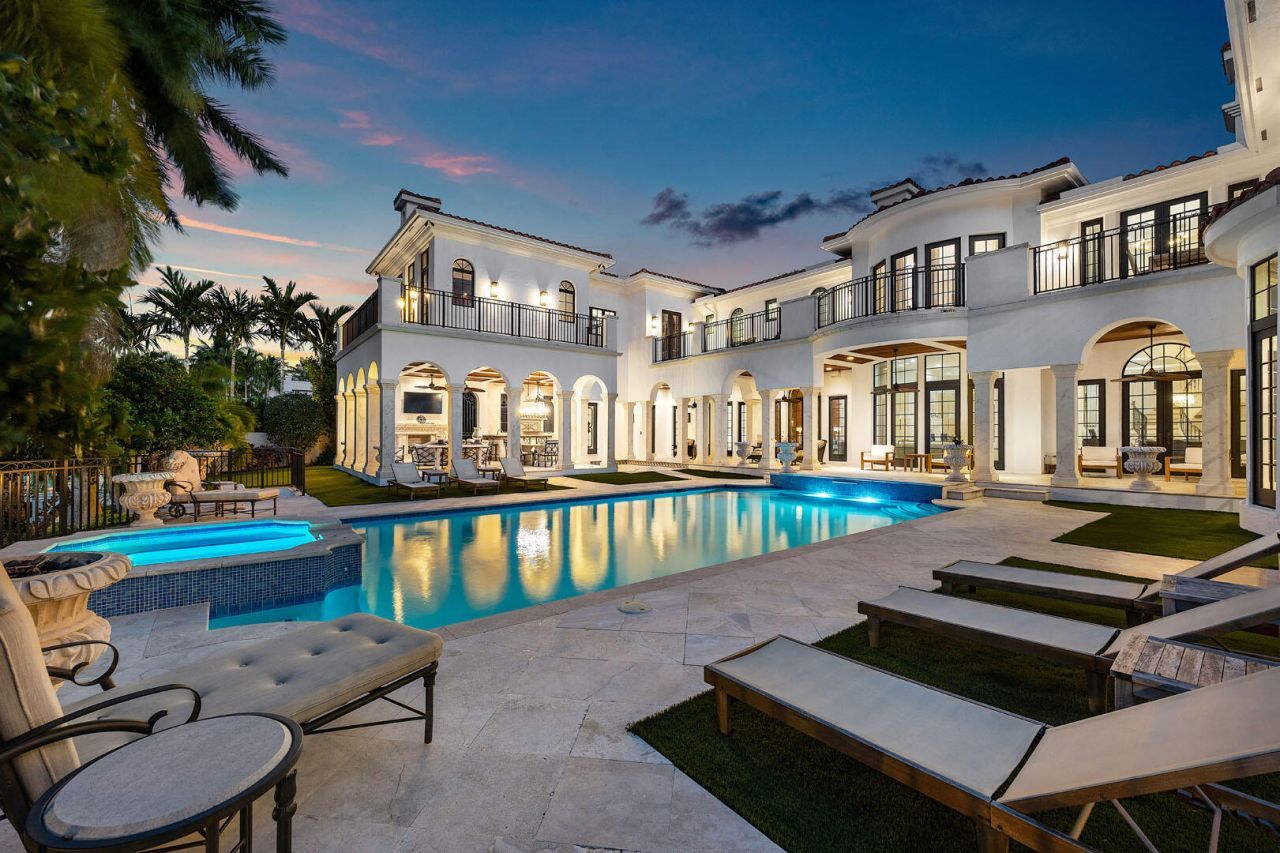 251 W Coconut Palm Road, Boca Raton, FL 33432 Photo