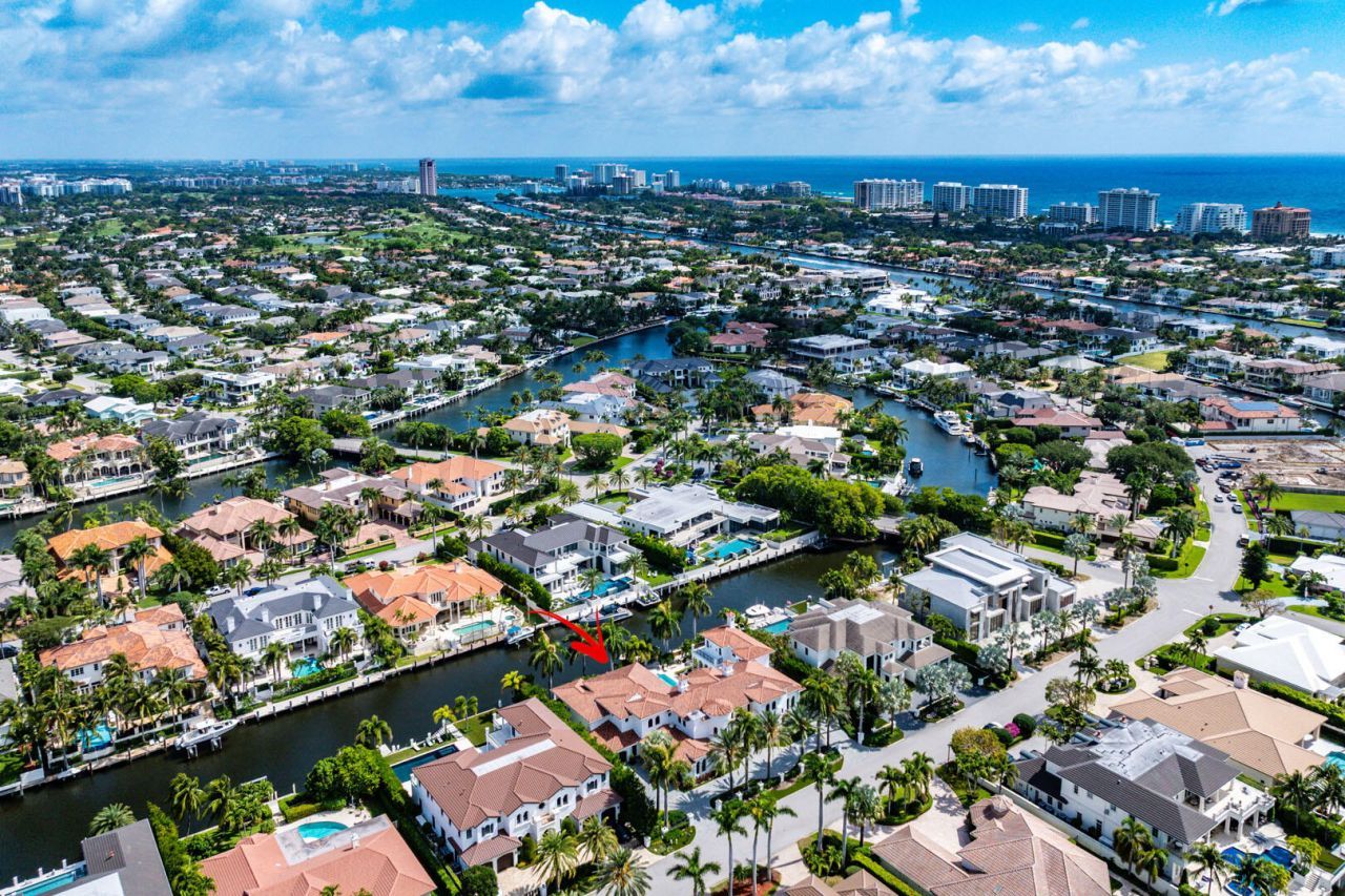 251 W Coconut Palm Road, Boca Raton, FL 33432 Photo