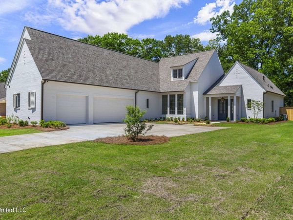 230 Parke Drive, Ridgeland, MS 39157