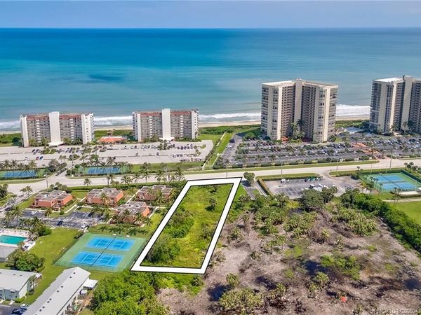 9461 S Ocean Drive, Jensen Beach, FL 34957