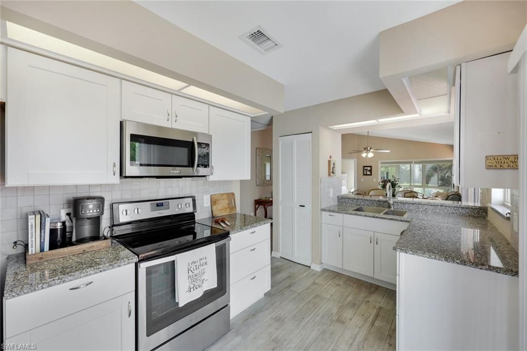 14871 Crescent Cove Dr, Fort Myers, FL 33908 Photo