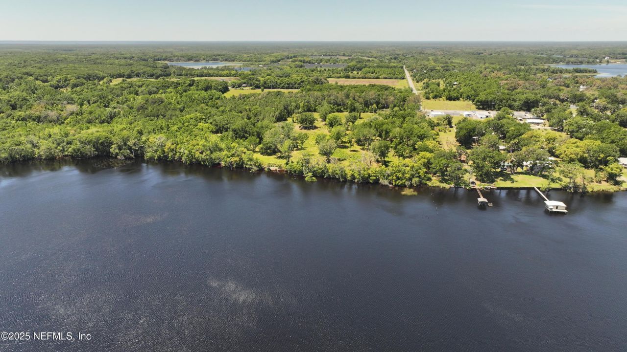 2570 Highway 17, Crescent City, FL 32112 Photo