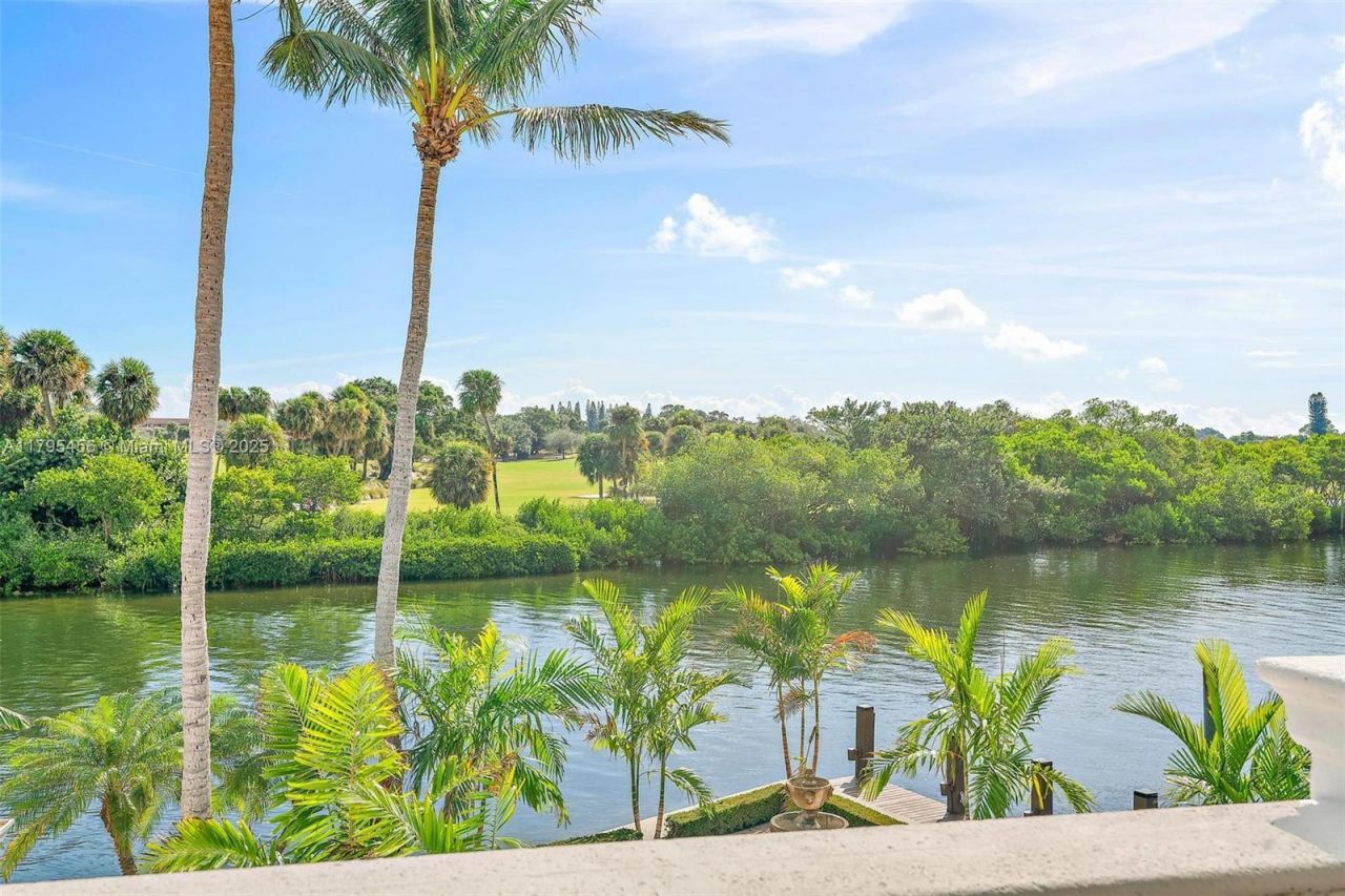 848 Harbour Isle Place, North Palm Beach, FL 33410 Photo